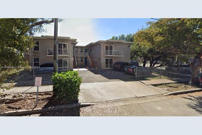 1380 SW 2nd St, Miami, FL 33135 - Photo 1