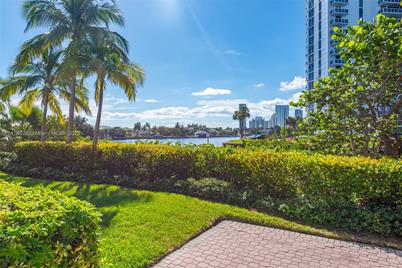 3802 NE 207 Th St #TH1, Aventura, FL 33180 - Photo 1