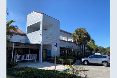 8320 W Sunrise Blvd, Plantation, FL 33322 - Photo 1