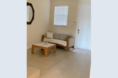 2132 NE 6th St #, Homestead, FL 33033 - Photo 1