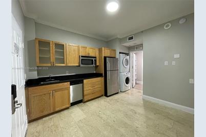 1750 NW 107 Ave #R-706, Miami, FL 33172 - Photo 1