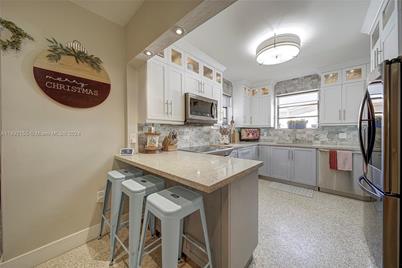 1040 N Royal Poinciana Blvd, Miami Springs, FL 33166 - Photo 1