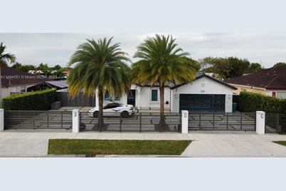 16120 SW 144th Ave - Photo 1