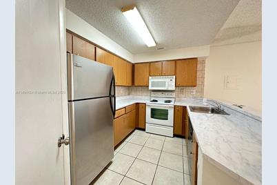 2550 SW 18th Ter #1902, Fort Lauderdale, FL 33315 - Photo 1