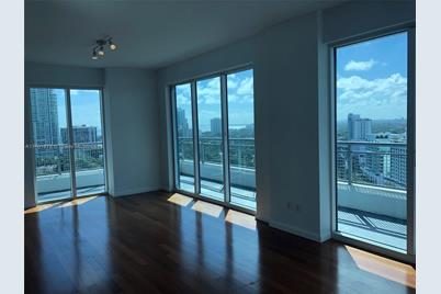 60 SW 13th St #1701, Miami, FL 33130 - Photo 1
