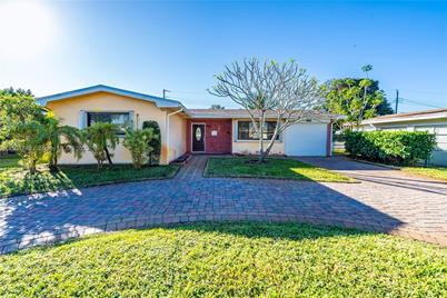 8430 NW 15th Ct, Pembroke Pines, FL 33024 - Photo 1