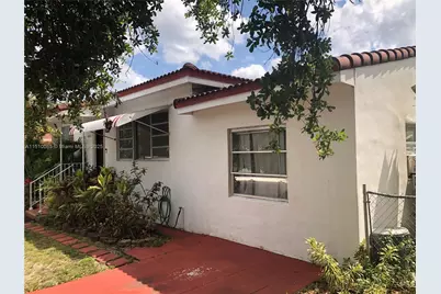 1256 NE 149th St, Miami, FL 33161 - Photo 1