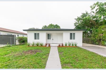 10321 SW 174th Ter - Photo 1
