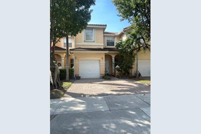 12542 SW 126th Ave - Photo 1