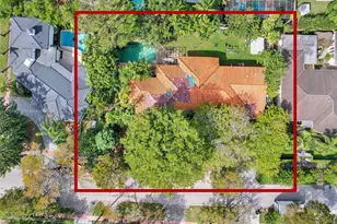 4454 Adams Ave, Miami Beach, FL 33140 - Photo 1