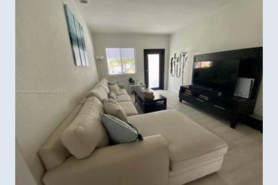 2311 SW 22nd Ter #2311 - Photo 1