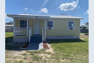 3130 Gregory Street #3130, Cottondale, FL 32431 - Photo 1