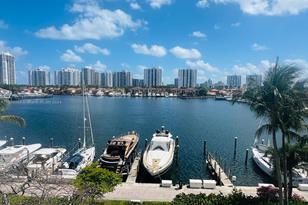 3610 Yacht Club Dr, Aventura, FL 33180 - Photo 1