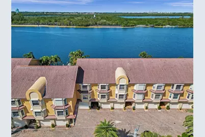 4212 N Ocean Dr, Hollywood, FL 33019 - Photo 1