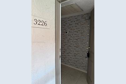 3226 Coral Lake Ln #3226, Coral Springs, FL 33065 - Photo 1