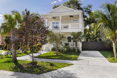 3440 Oak Ave, Coconut Grove, FL 33133 - Photo 1