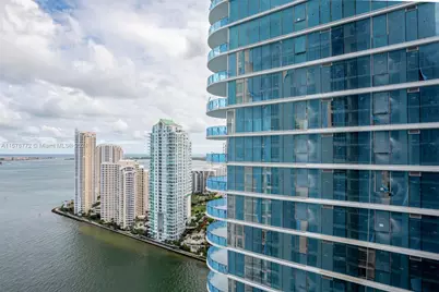 300 S Biscayne Blvd #3404, Miami, FL 33131 - Photo 1