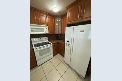 13685 NE 10th Ave #211, North Miami, FL 33161 - Photo 1