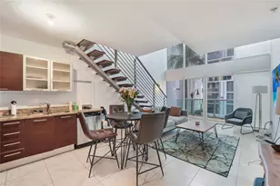 41 SE 5th St, Miami, FL 33131 - Photo 1