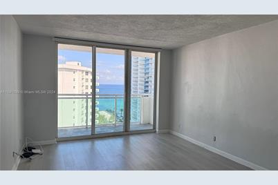 3000 S Ocean Dr #1406, Hollywood, FL 33019 - Photo 1