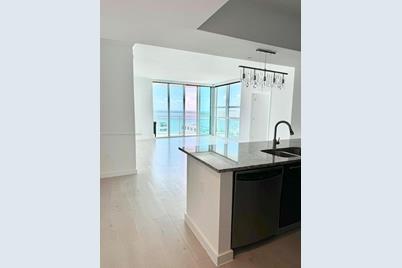 950 Brickell Bay Dr #2111, Miami, FL 33131 - Photo 1