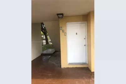 8850 Fontainebleau Blvd #101, Miami, FL 33172 - Photo 1