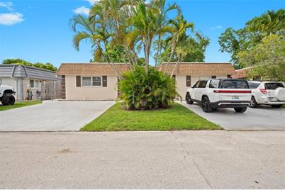 7401 NW 76th Ct, Tamarac, FL 33321 - Photo 1