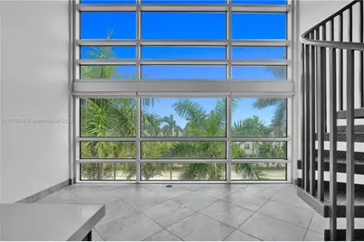 421 Meridian Ave #16, Miami Beach, FL 33139 - Photo 1