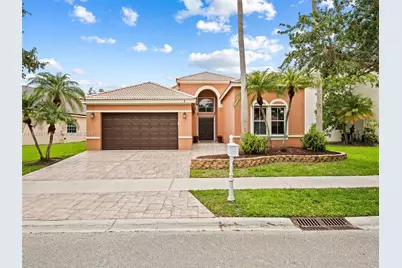 1213 Falls Blvd, Weston, FL 33327 - Photo 1