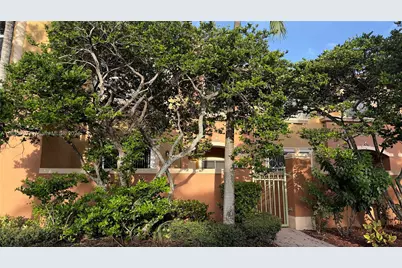 1015 SW 144th Ave #2702, Pembroke Pines, FL 33027 - Photo 1