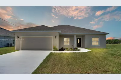 1033 Yates Dr, Avon Park, FL 33825 - Photo 1