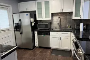 8121 SW 24th Ct, Davie, FL 33324 - Photo 1