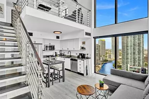 41 SE 5th St, Miami, FL 33131 - Photo 1