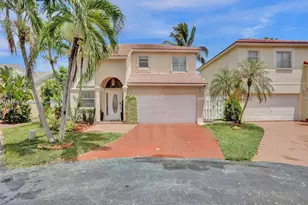 9801 SW 3rd St, Pembroke Pines, FL 33025 - Photo 1