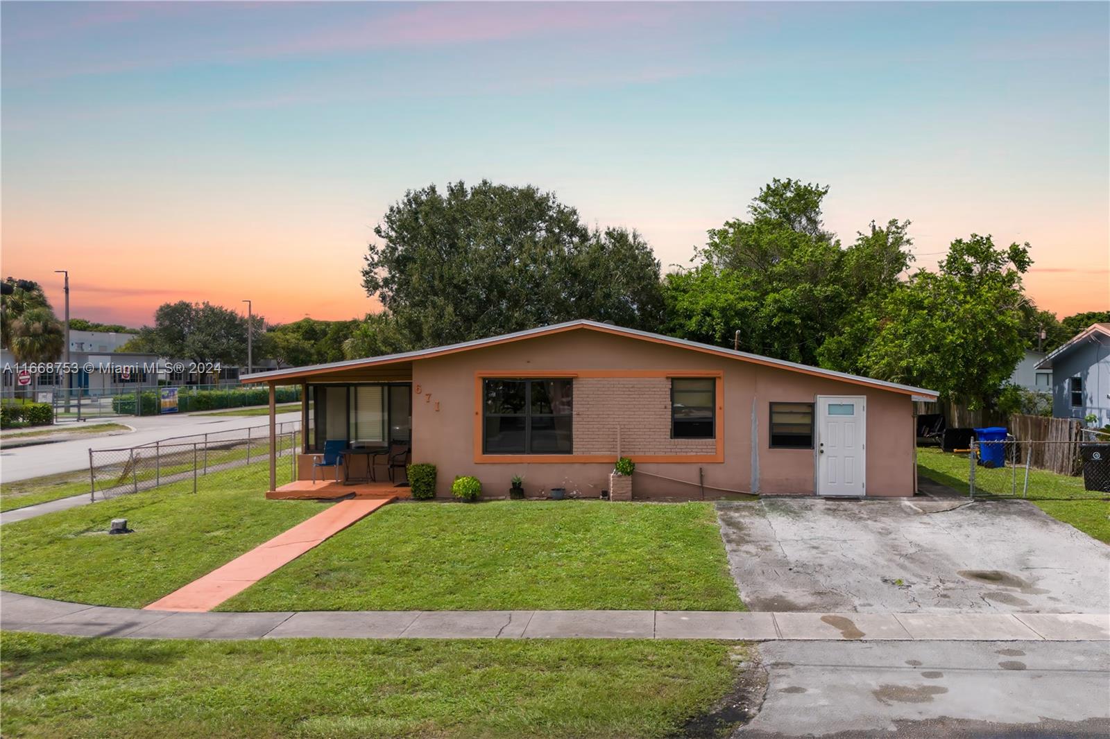 006454 671 SW 28th Terrace, Fort Lauderdale, FL 33312 - MLS A11668753 ...