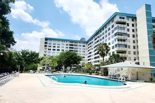 4330 Hillcrest Dr, Hollywood, FL 33021 - Photo 1