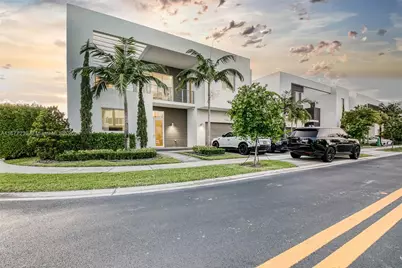 7446 NW 99th Ct, Doral, FL 33178 - Photo 1