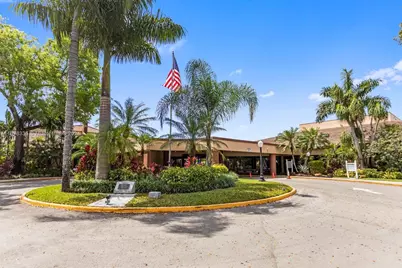 9321 Sunrise Lakes Blvd #109, Sunrise, FL 33322 - Photo 1