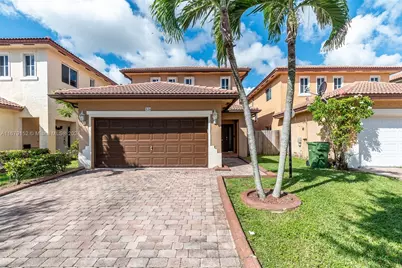 956 NE 41st Ter, Homestead, FL 33033 - Photo 1