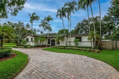 7901 SW 133rd St, Pinecrest, FL 33156 - Photo 1