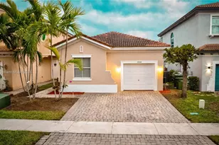 3724 NE 10th Ct, Homestead, FL 33033 - Photo 1