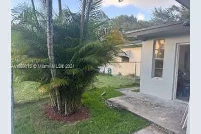 2503 NW 9th St, Fort Lauderdale, FL 33311 - Photo 1