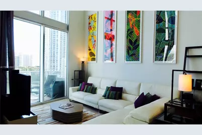 300 S Biscayne Blvd #Loft 818, Miami, FL 33131 - Photo 1
