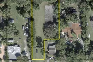 355 NE 156th St, Miami, FL 33162 - Photo 1