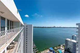 7601 E Treasure Dr, North Bay Village, FL 33141 - Photo 1