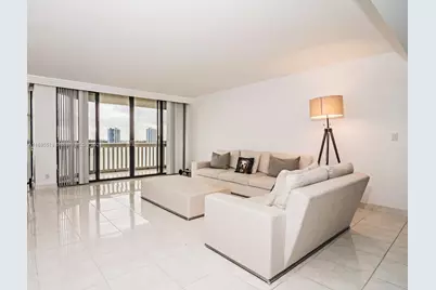 1000 Island Blvd #802, Aventura, FL 33160 - Photo 1