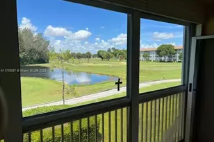 900 SW 125th Way, Pembroke Pines, FL 33027 - Photo 1