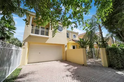 3693 NE 208th Ter #3693, Aventura, FL 33180 - Photo 1