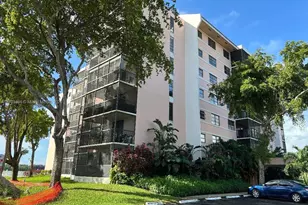 20840 San Simeon Way, Miami, FL 33179 - Photo 1