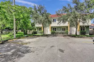 421 NW 40th Ct, Oakland Park, FL 33309 - Photo 1